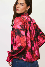 Load image into Gallery viewer, Olin Top in Fuchsia Floral

