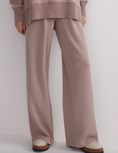 Load image into Gallery viewer, The Extra Wide Leg Pant 29.5 - Taupe Marl
