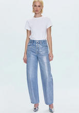 Load image into Gallery viewer, Wes Barrel Jean in Spellbound
