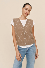Load image into Gallery viewer, Argyle Vest in Spiced Chai
