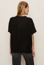 Load image into Gallery viewer, Easy Layering Shell in Black
