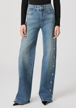 Load image into Gallery viewer, Sasha Wide Leg Jean with Snaps
