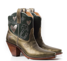 Load image into Gallery viewer, Lucky Bootie
