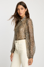 Load image into Gallery viewer, Presley Top in Golden Leopard
