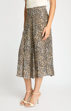 Load image into Gallery viewer, Glenda Skirt in Golden Leopard
