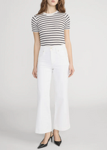Load image into Gallery viewer, The Seamed Wide Trouser Crop in Au Natural
