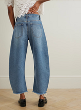 Load image into Gallery viewer, The Bubble Crop in Rapture
