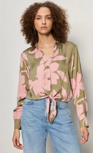 Load image into Gallery viewer, Lover Tie Shirt
