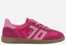 Load image into Gallery viewer, Ghost C26 Sneakers in Fuxia
