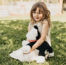 Load image into Gallery viewer, Pepper the Farm Dog
