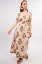 Load image into Gallery viewer, Seersucker Midi Dress
