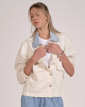 Load image into Gallery viewer, Front Pocket Denim Jacket
