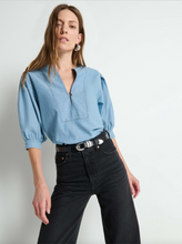Load image into Gallery viewer, Emmett Top in Chambray
