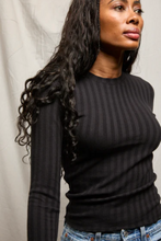 Load image into Gallery viewer, Rowe Ribbed Crew In Black
