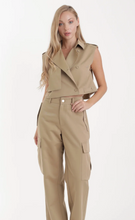 Load image into Gallery viewer, Sola Trench Vest
