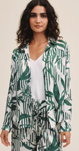Load image into Gallery viewer, Classic Button Down in Palm Paradise Print

