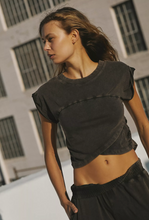 Load image into Gallery viewer, Hot Shot Crossover Set in Black
