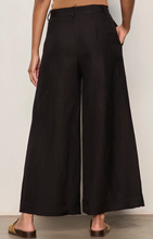 Load image into Gallery viewer, Terrace Linen Pant in Black
