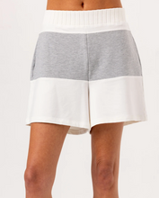 Load image into Gallery viewer, Brisa Shorts
