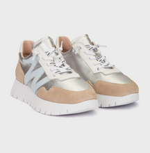 Load image into Gallery viewer, Odisei Sneaker in Tan
