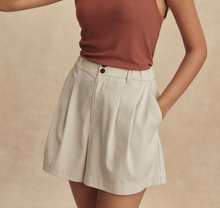 Load image into Gallery viewer, Tansy Woven Short in Ivory
