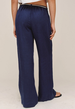 Load image into Gallery viewer, Clean Waist Pintuck Pant in Nautical Night
