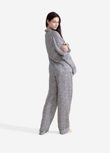 Load image into Gallery viewer, Woven Lyocell Long PJ Set in Leopard
