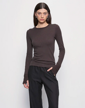 Load image into Gallery viewer, Cashmere Easy Cuffed Crew in Dark Brown
