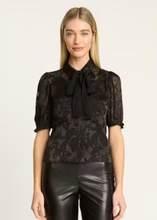 Load image into Gallery viewer, Lou Top in Black Silk Burnout
