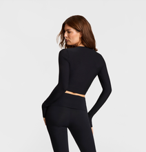 Load image into Gallery viewer, Butter Wrap Top
