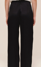 Load image into Gallery viewer, Sleek Wide Leg Pant in Black
