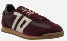 Load image into Gallery viewer, Rocket W26 Sneakers in Wine Butter
