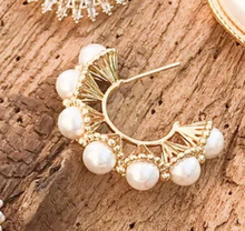 Load image into Gallery viewer, Fanned Pearl Hoops
