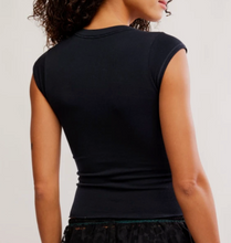 Load image into Gallery viewer, So Soft Seamless Baby Tee in Black
