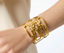 Load image into Gallery viewer, Sahara Statement Cuff
