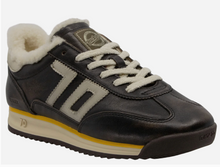 Load image into Gallery viewer, Jogger W26 Sneaker in Taupe Butter
