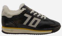 Load image into Gallery viewer, Jogger W26 Sneaker in Taupe Butter
