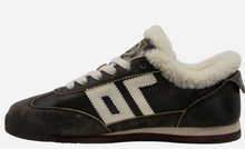 Load image into Gallery viewer, Leon W26 Sneaker in Gun Butter

