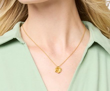 Load image into Gallery viewer, Bloom Delicate Necklace

