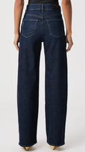 Load image into Gallery viewer, Sasha Wide Leg Jean in Dwell
