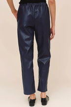 Load image into Gallery viewer, Pull On Elastic Waist Trouser in Ink
