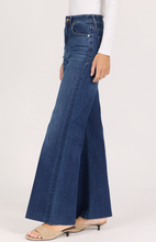 Load image into Gallery viewer, Fiona Wide Leg Jean in Spotlight
