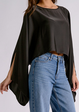 Load image into Gallery viewer, Relaxed Flow Top in Black
