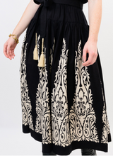 Load image into Gallery viewer, Pouf Sleeve Dress with Border Print
