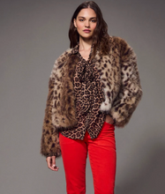 Load image into Gallery viewer, Collarless Everest Fur Jacket
