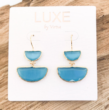 Load image into Gallery viewer, The Regina Earring
