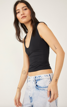 Load image into Gallery viewer, Seamless V Neck Cami in Black

