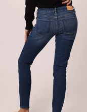 Load image into Gallery viewer, Joyrich Mid Rise Skinny in Mullholand
