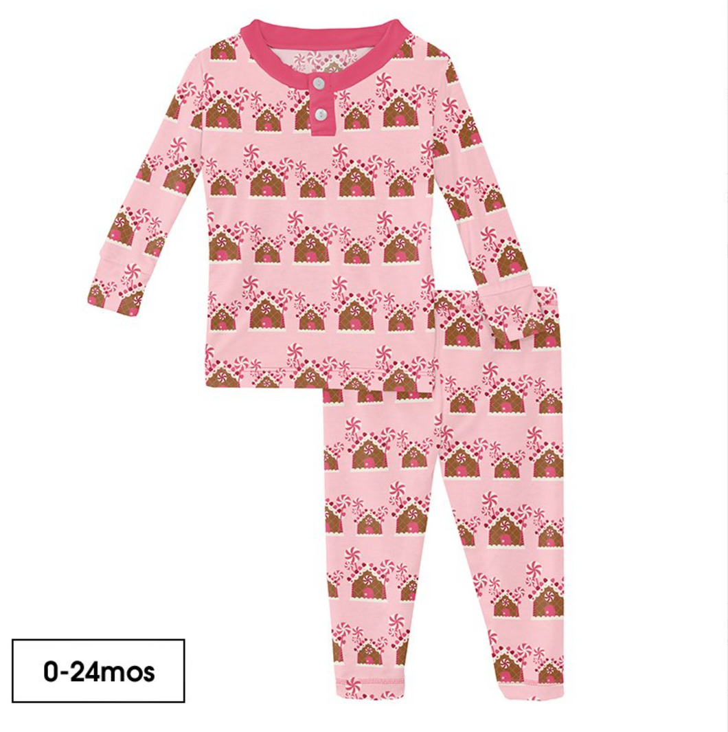 Lotus Gingerbread Print Long Sleeve Pajama Set