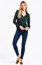 Load image into Gallery viewer, Saylor Blouse in Evergreen
